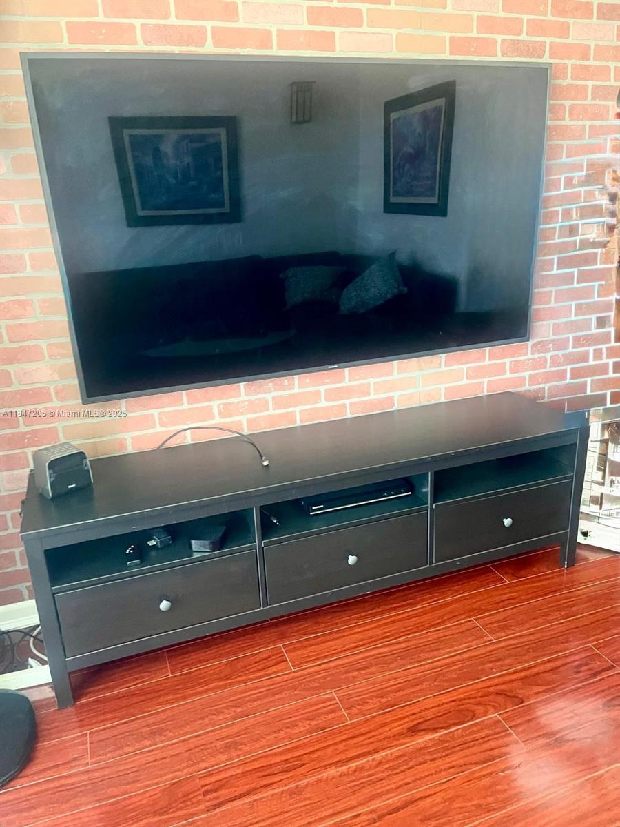 Property photo # 2