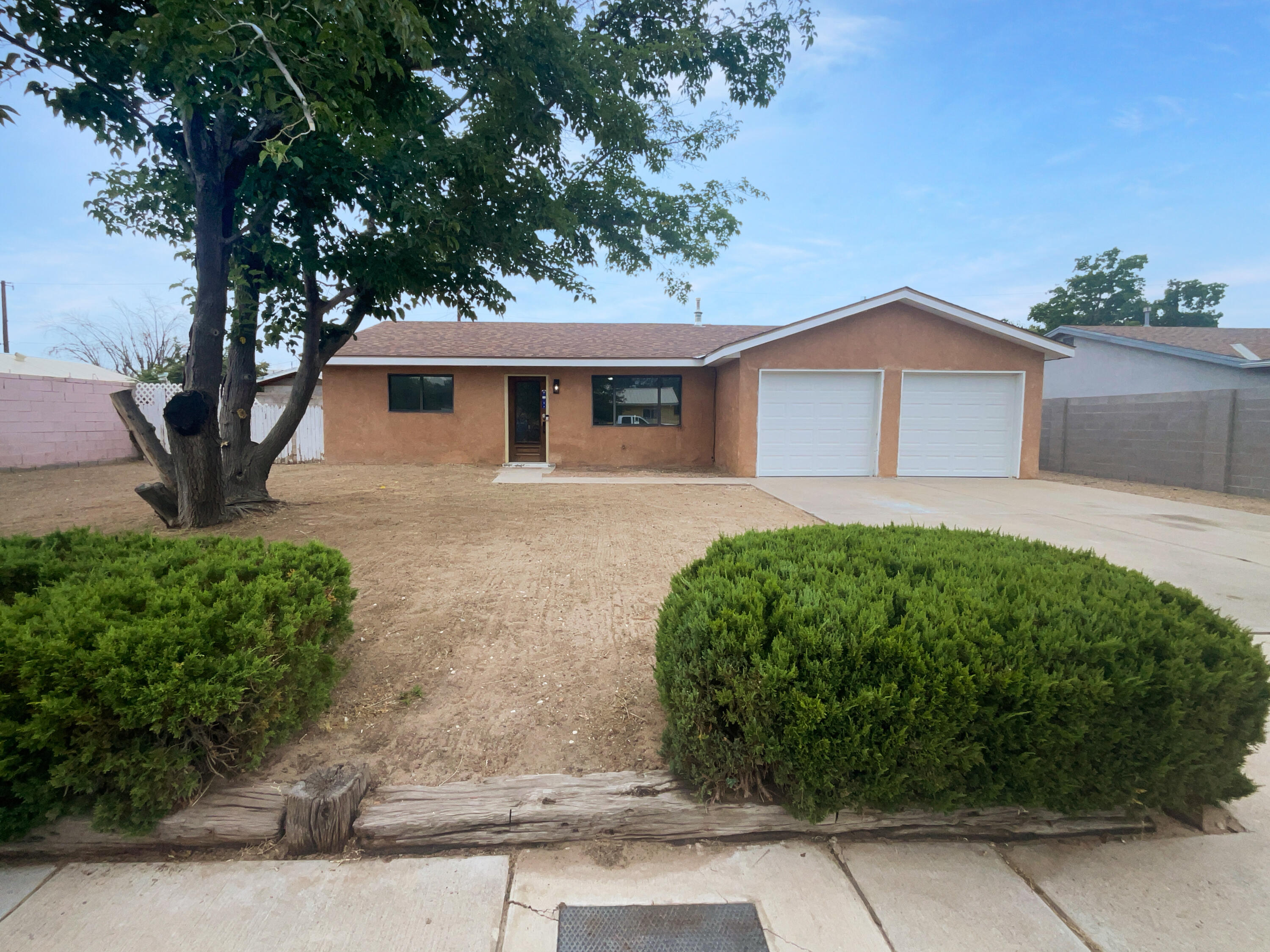 Come see this charming home now on the market! This home has Fresh Interior Paint. Discover a bright interior tied together with a neutral color palette. Take it easy in the fenced in back yard. The sitting area makes it great for BBQs! Don't wait! Make this beautiful home yours. 100-Day Home Warranty coverage available at closing