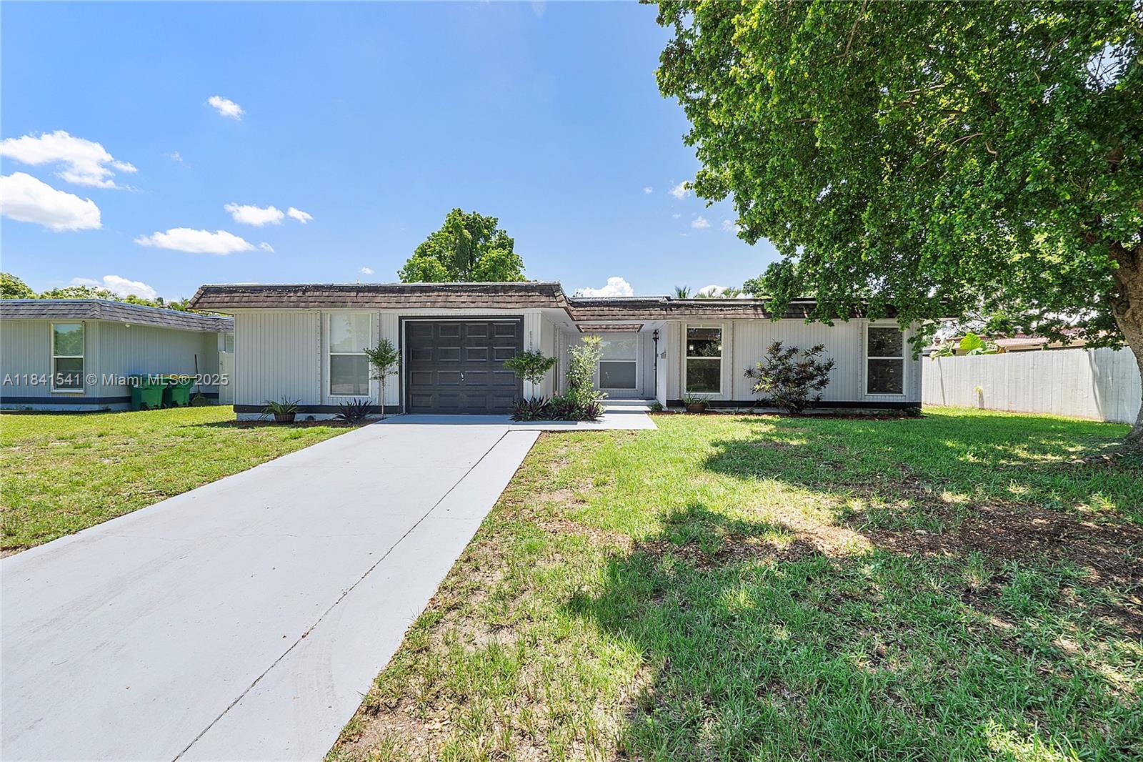 6703 Brookwood Blvd FL