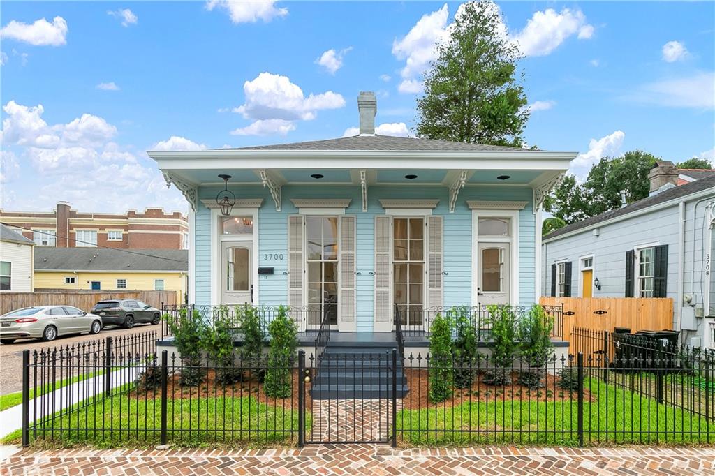 Photo of 3700 CONSTANCE Street, New Orleans, LA 70115