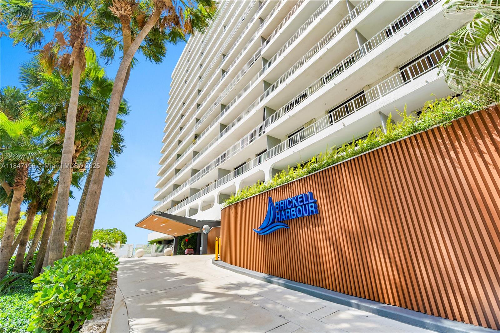  Unit , Miami, Florida 33129