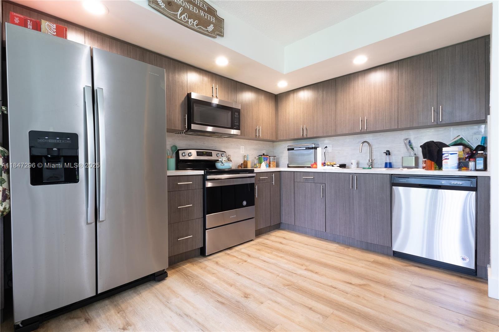 Property photo # 0