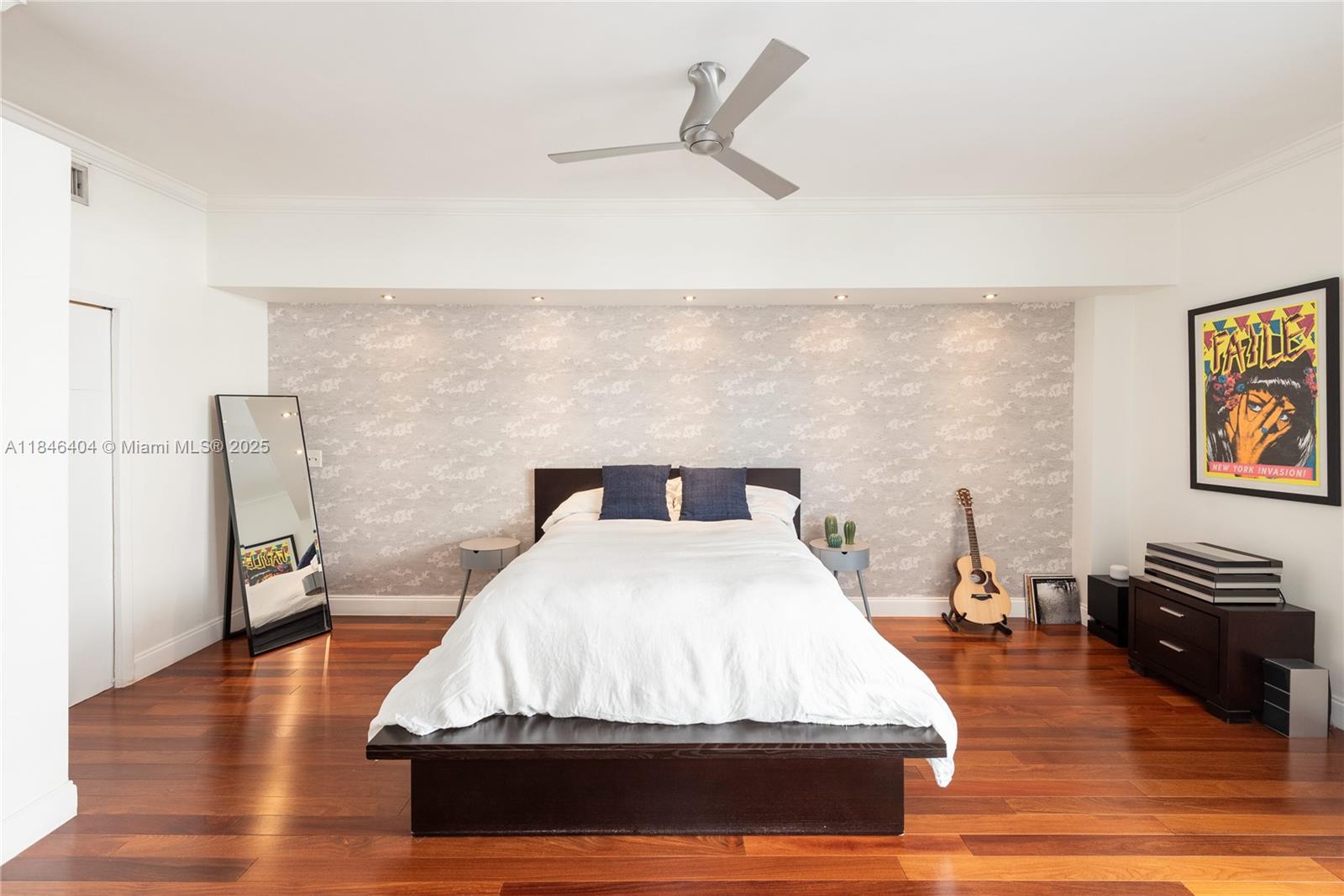 Property photo # 8