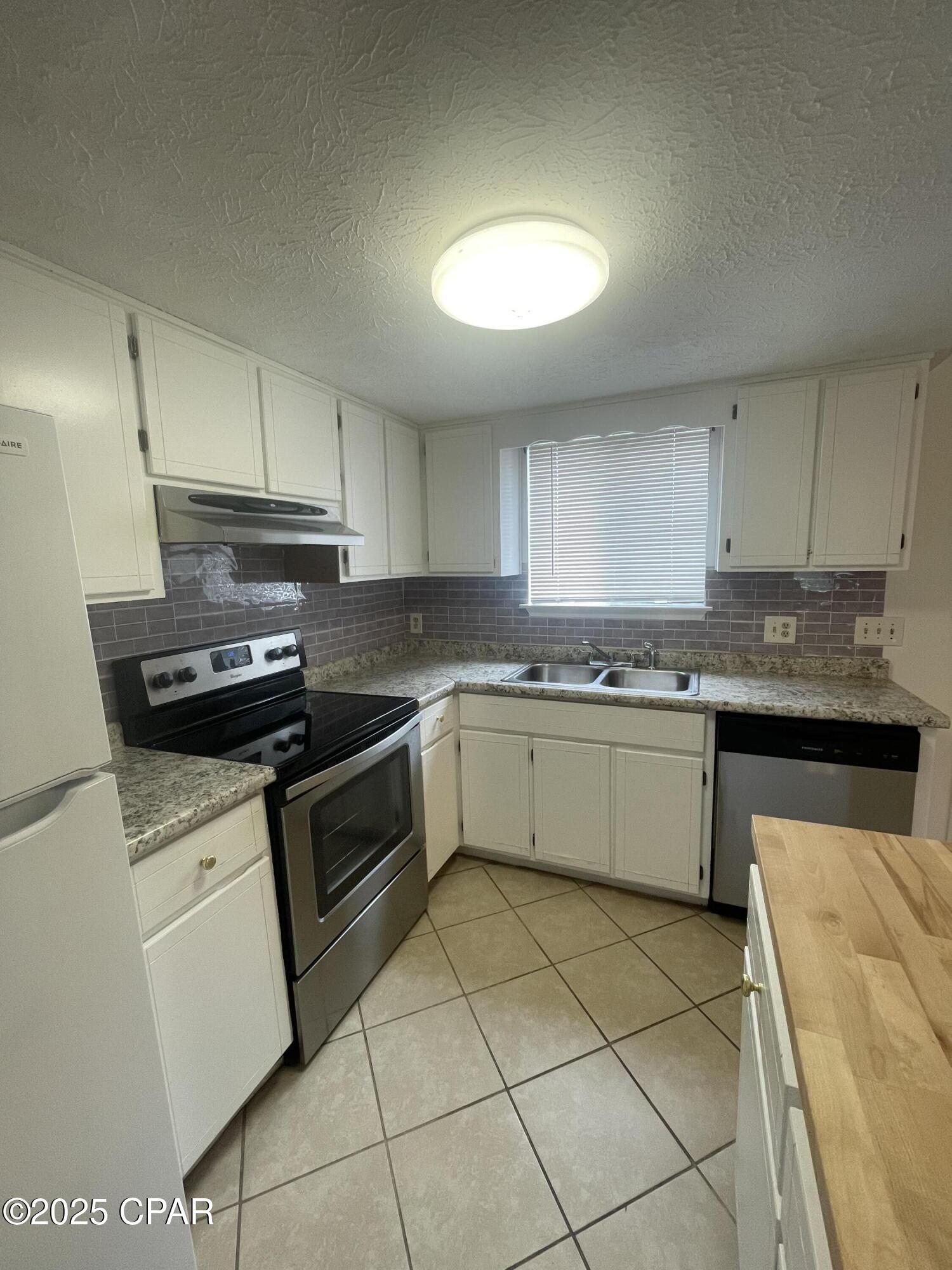 Image 4 For 5126 Lance Street B