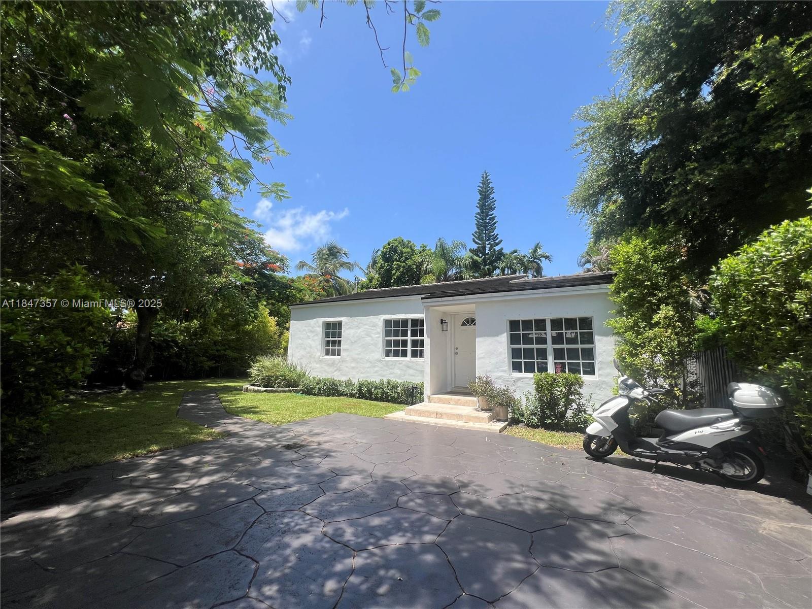 Property photo # 0