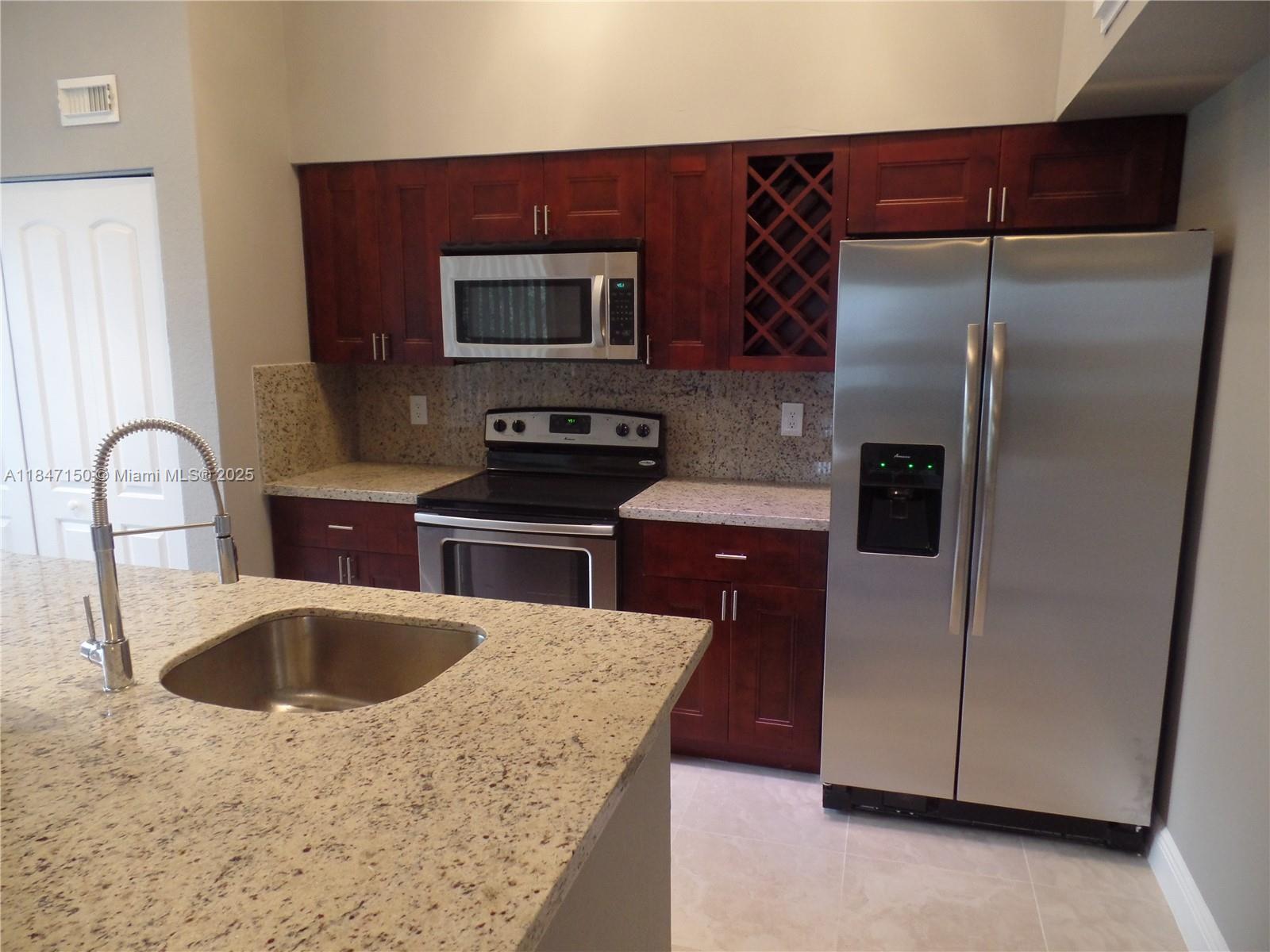 Property photo # 0