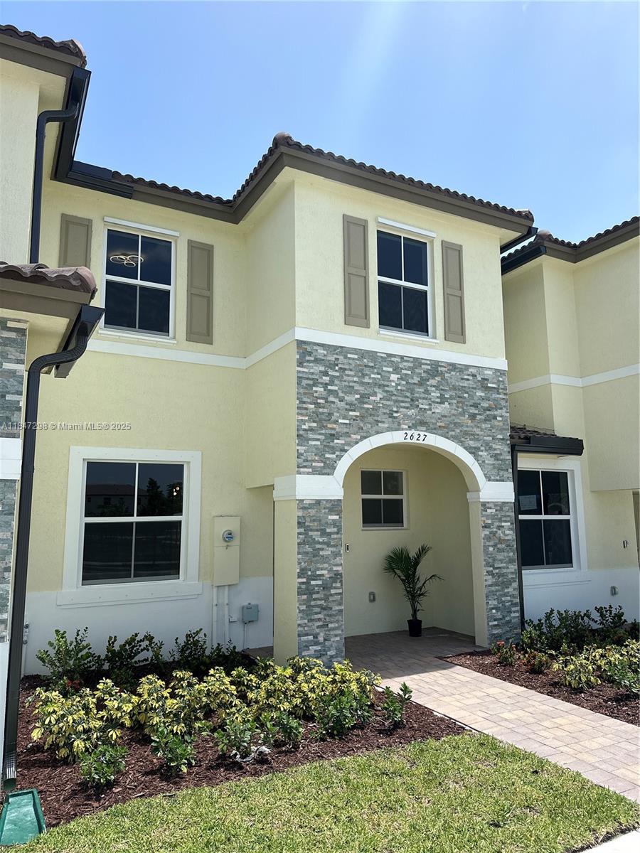 Property photo # 2