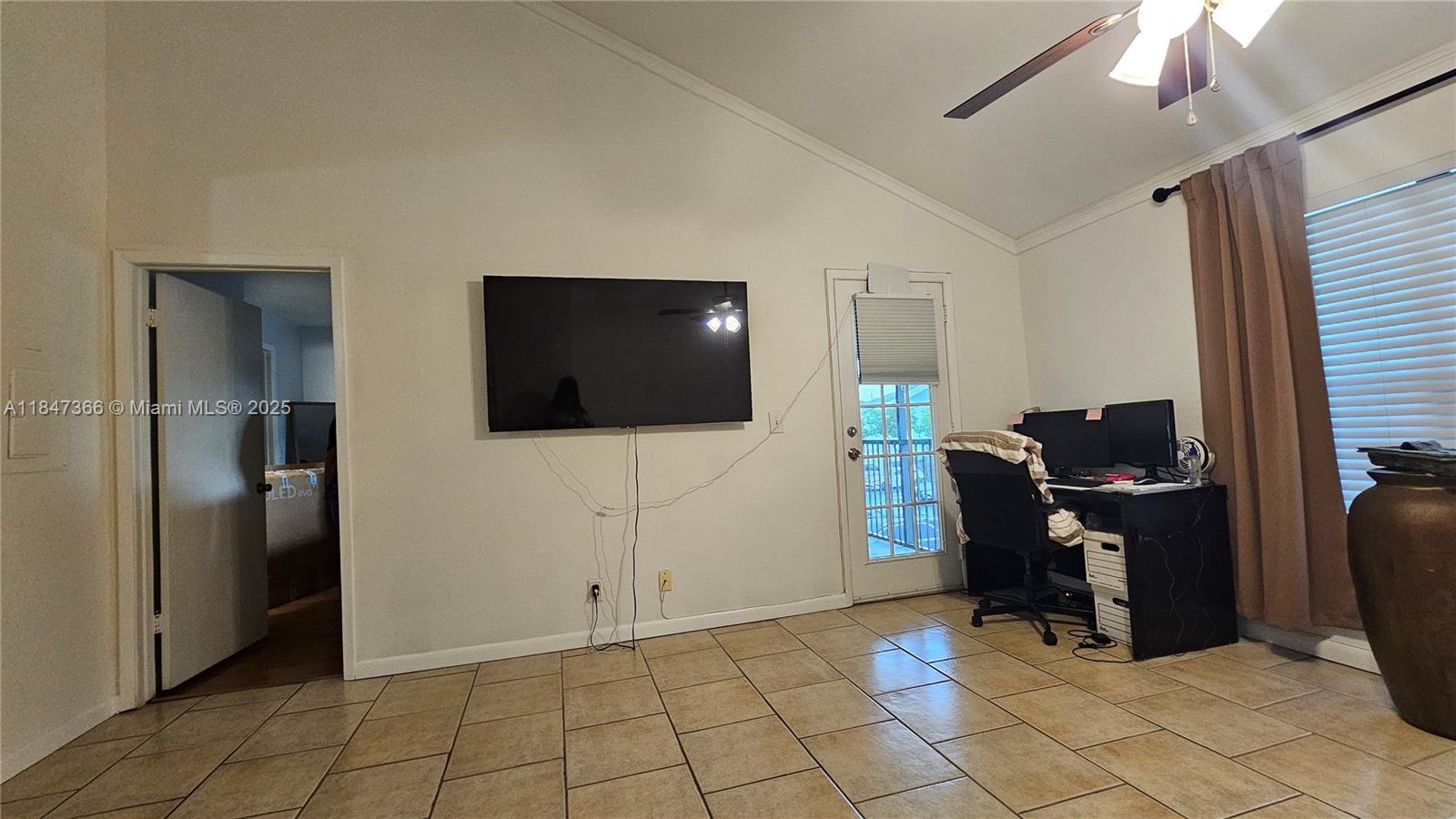 4092 NW 87th Ave 4092