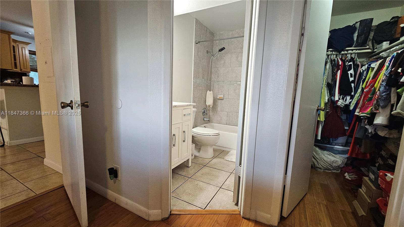 4092 NW 87th Ave 4092