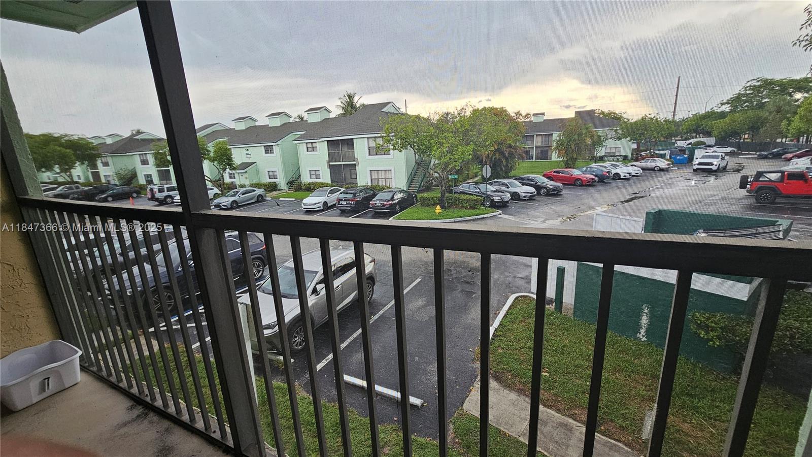 4092 NW 87th Ave 4092