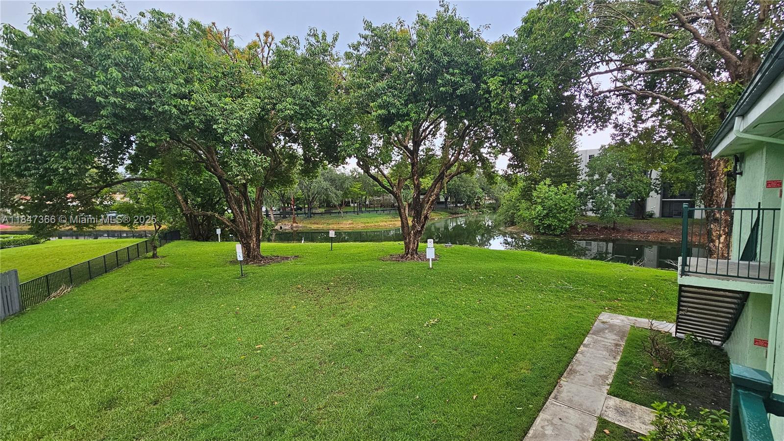 4092 NW 87th Ave 4092