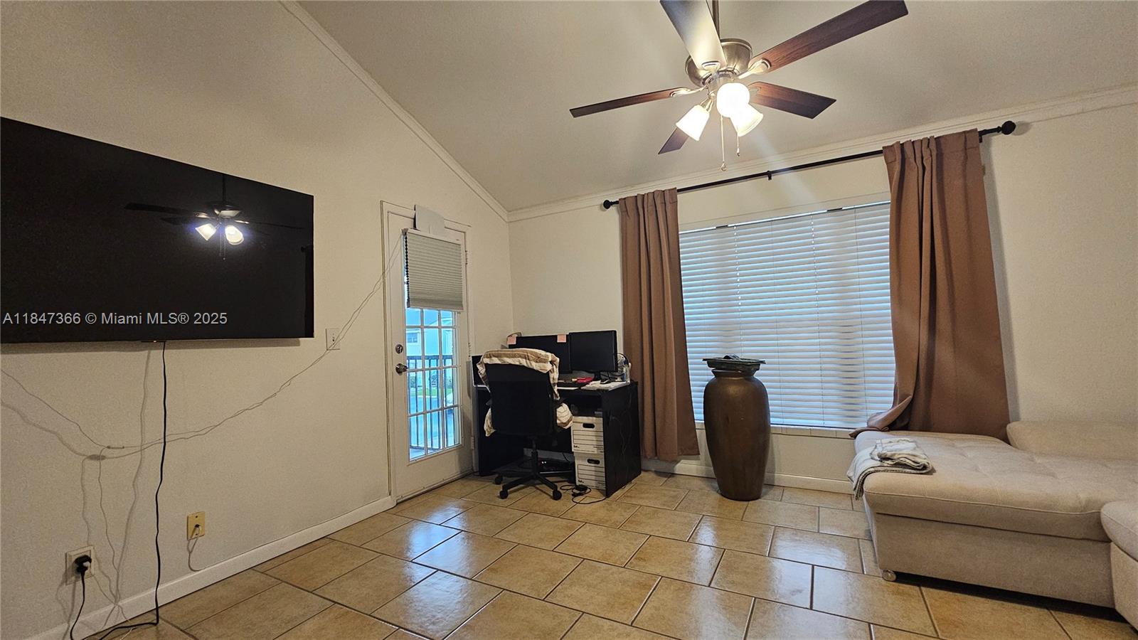 4092 NW 87th Ave 4092