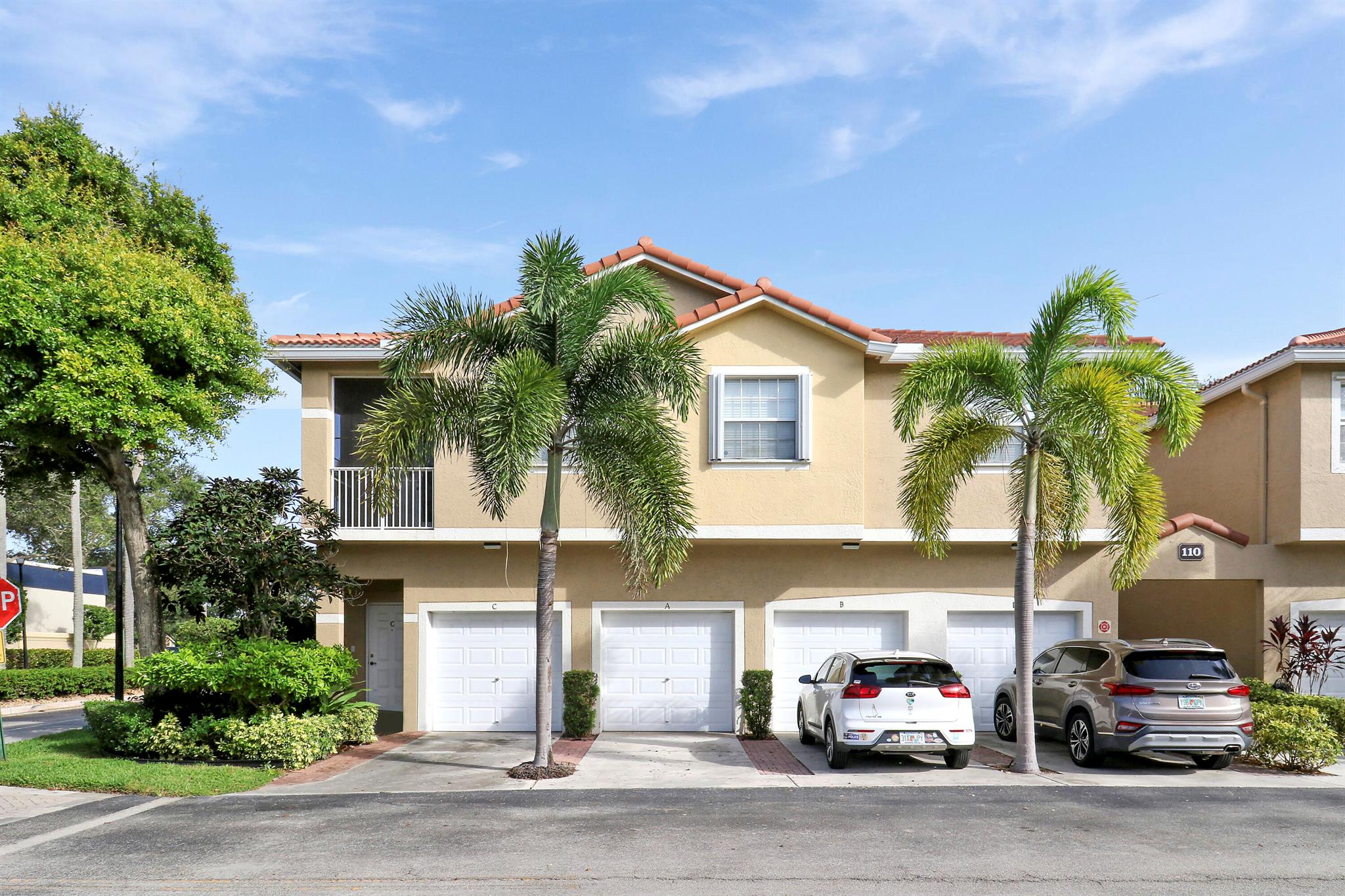 Come see this 1st FLOOR (no stairs) 3 bedroom, 2 bath, 1-car garage corner unit in one of the best locations in Tequesta! This property features brand new vinyl flooring in the bedrooms, stainless steel appliances, and a great split floorplan. Amazing location close to Jupiter beaches, great restaurants, and shopping. Unlike nearby communities, Tequesta Trace allows pick-up trucks, pets up to 40lbs, and you can rent immediately after purchasing and 3x per year. Roof replaced in 2024. Maintenance fee includes cable TV, Internet, exterior building insurance, and water. Don't miss your opportunity to live in paradise.
