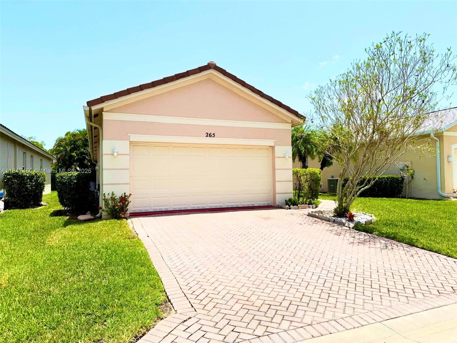 Property photo # 0