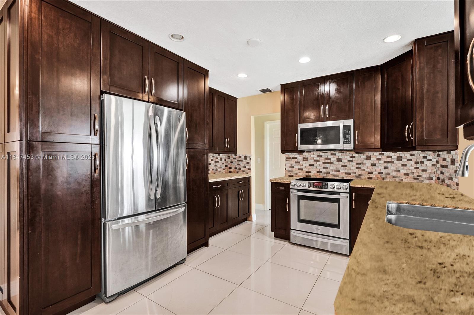 Property photo # 7