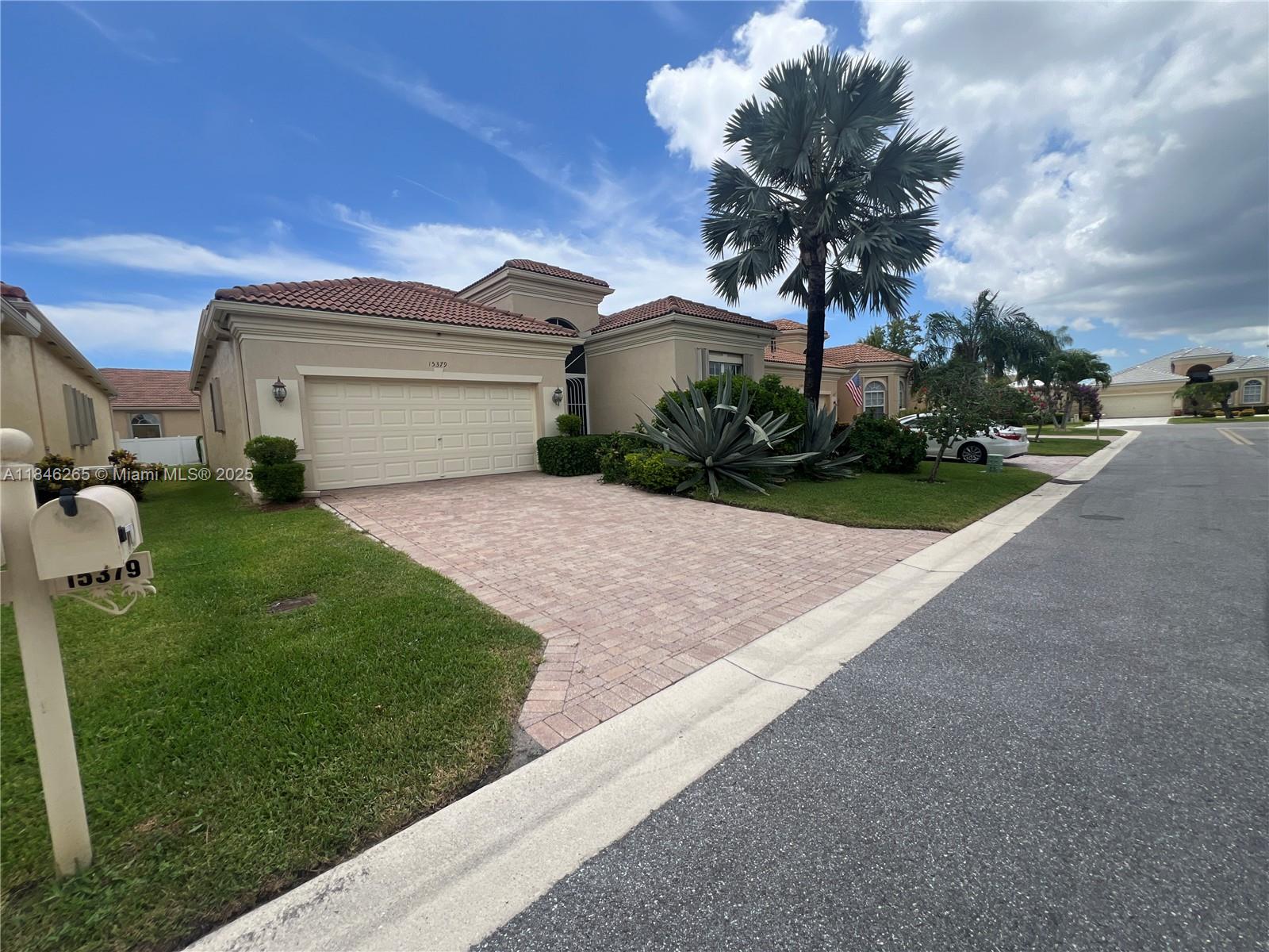 15379 Fiorenza Cir, Delray Beach, Florida 33446