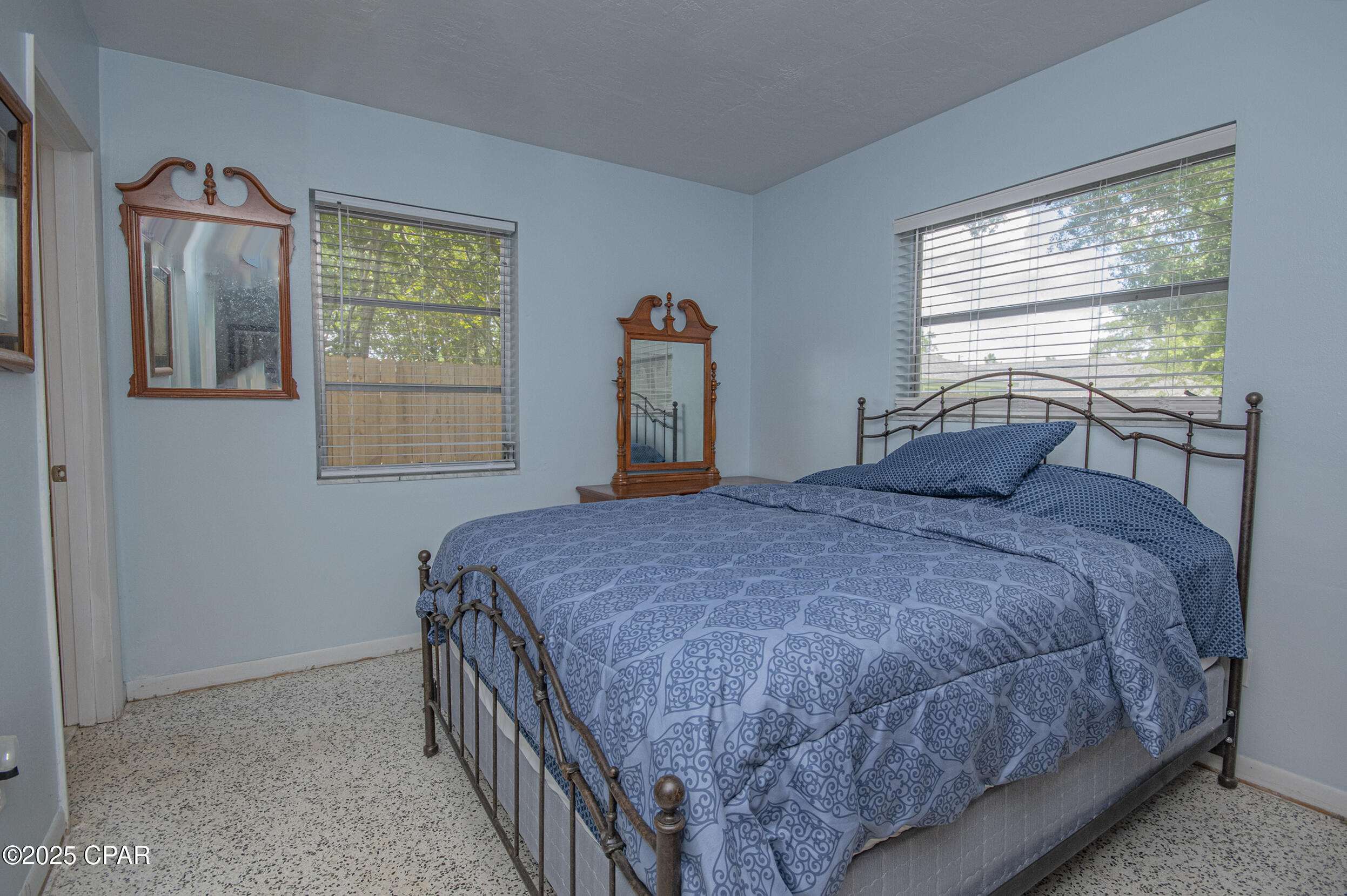 Image 31 For 2094 Morven Street