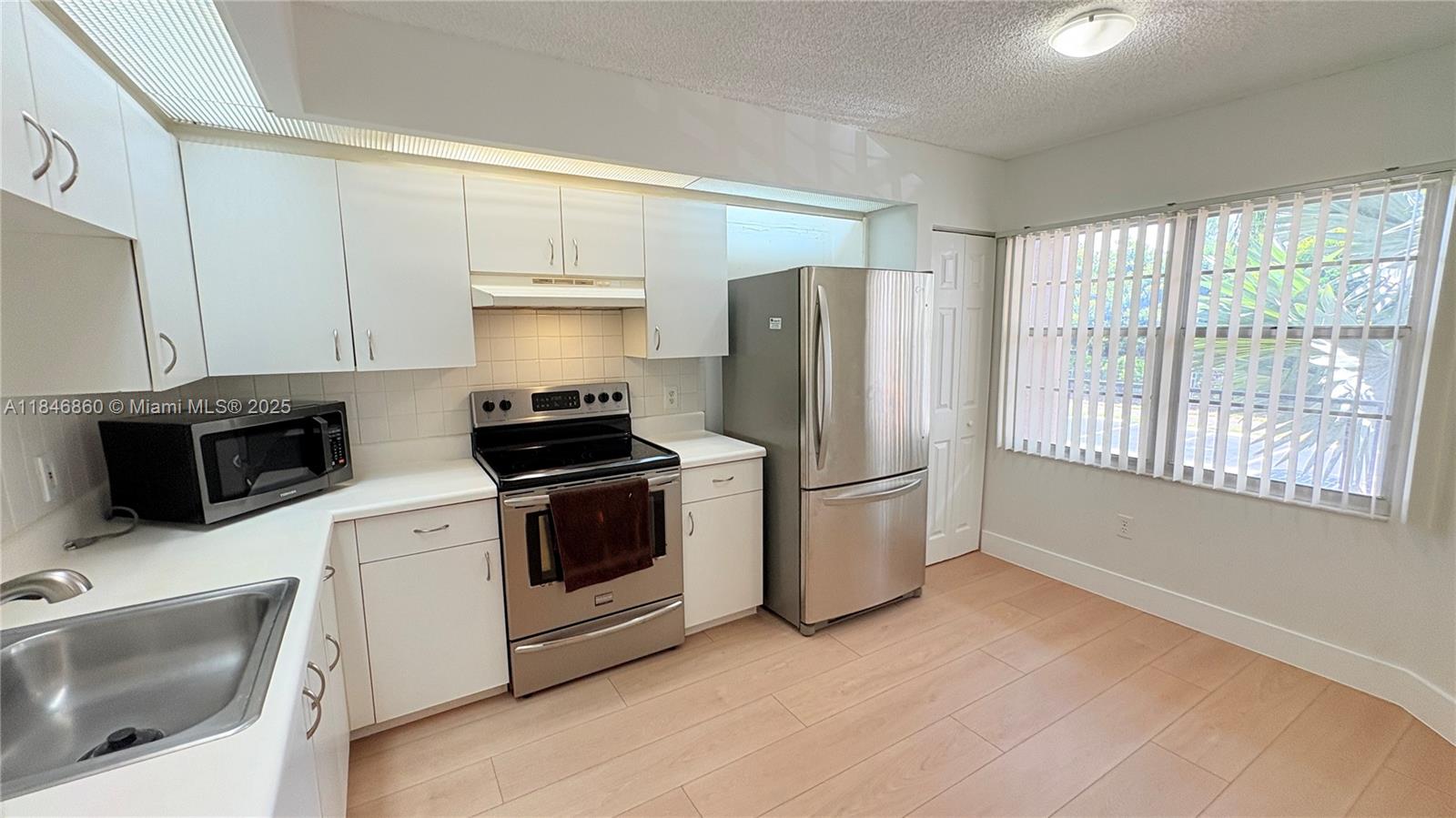 Property photo # 6