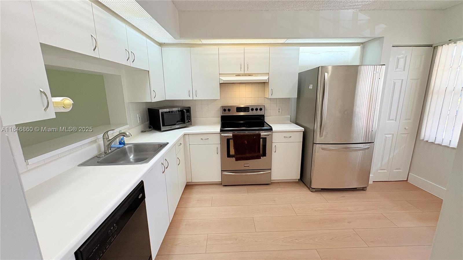 Property photo # 2