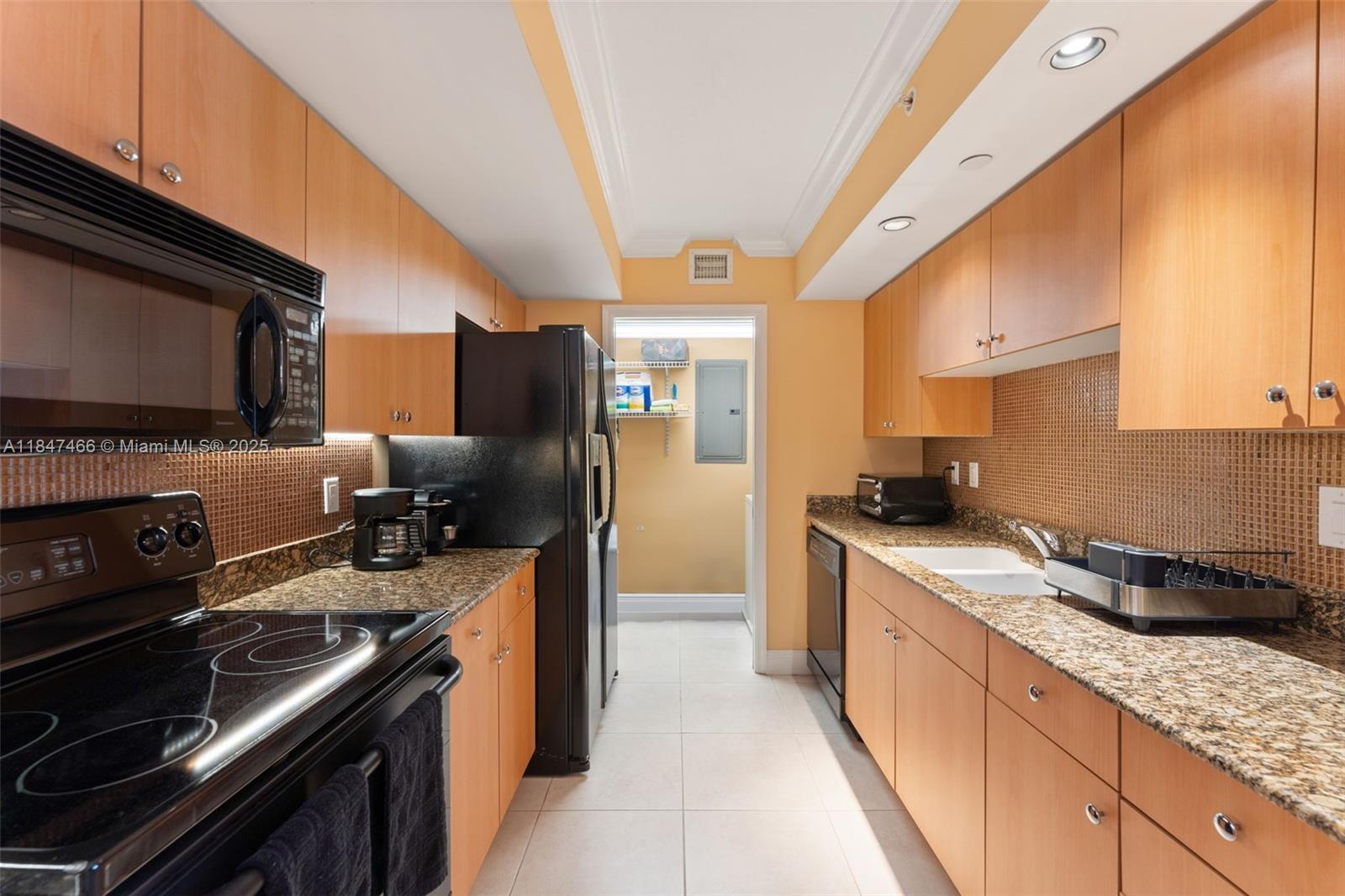 Property photo # 6