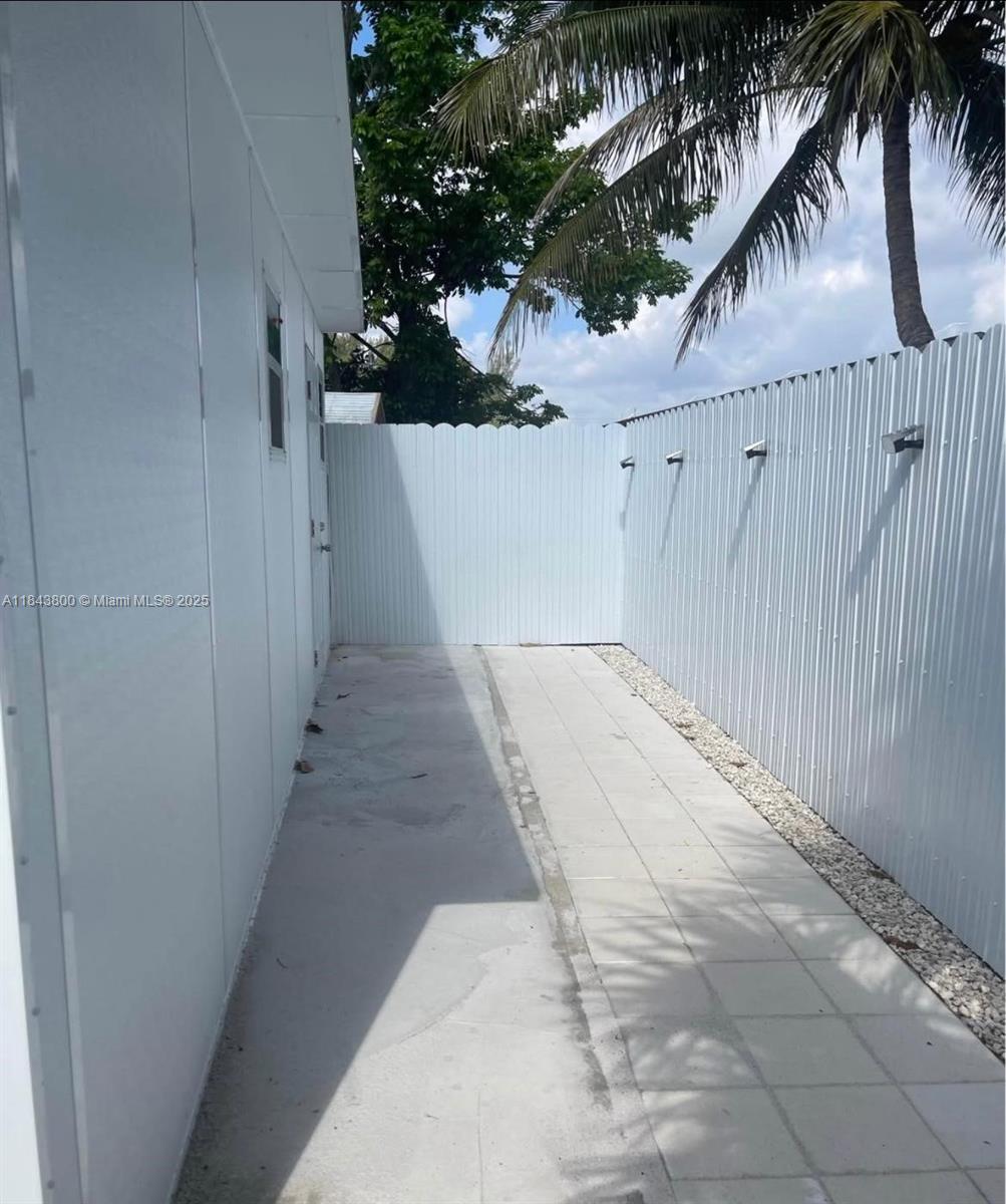 Property photo # 0
