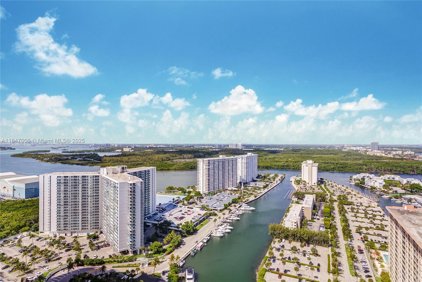 Apartamento en Venta en Sunny Isles Beach, FL