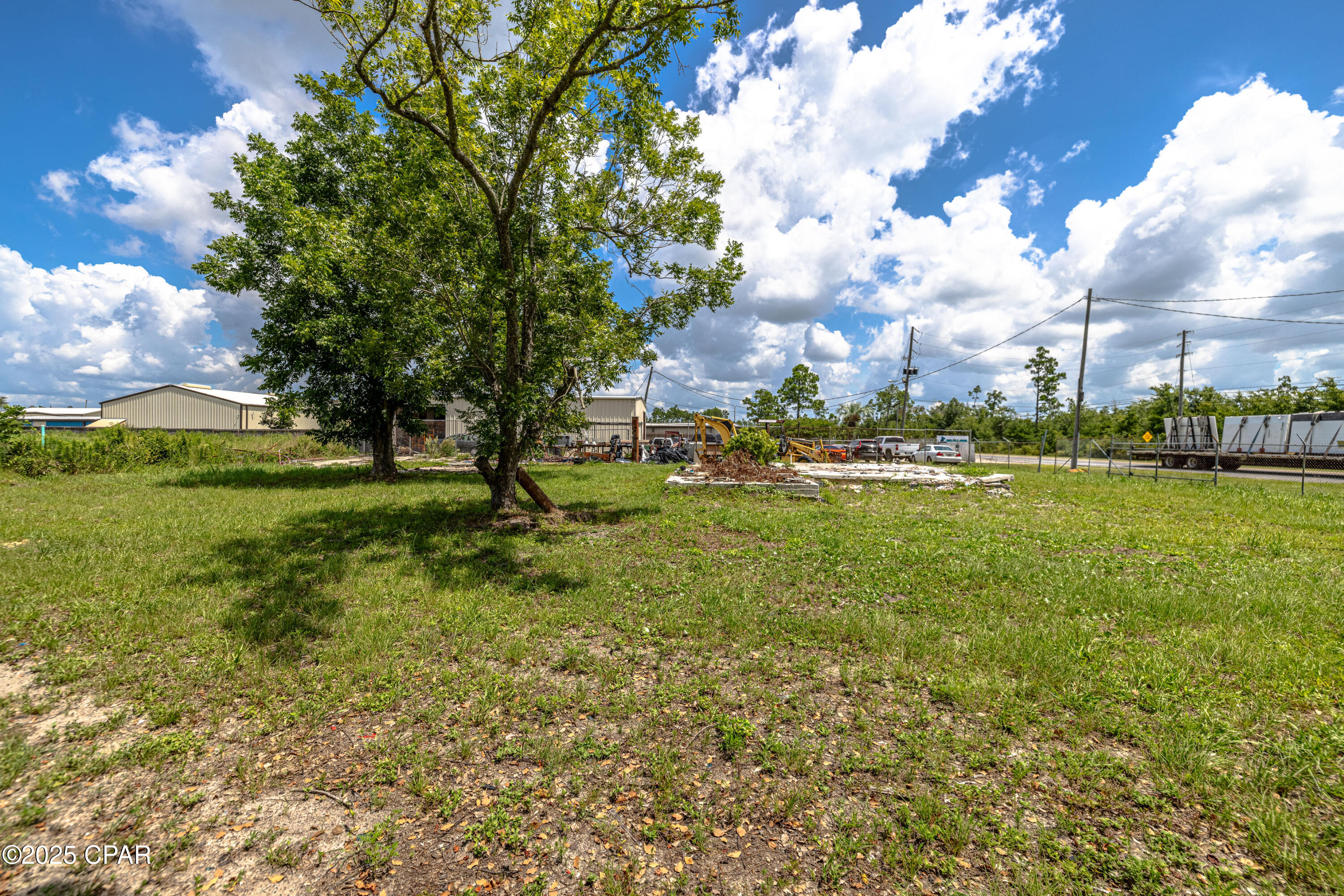 Image 23 For 1611 Transmitter Road