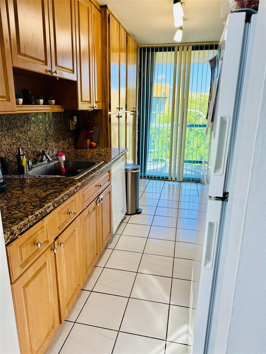 Property photo # 0