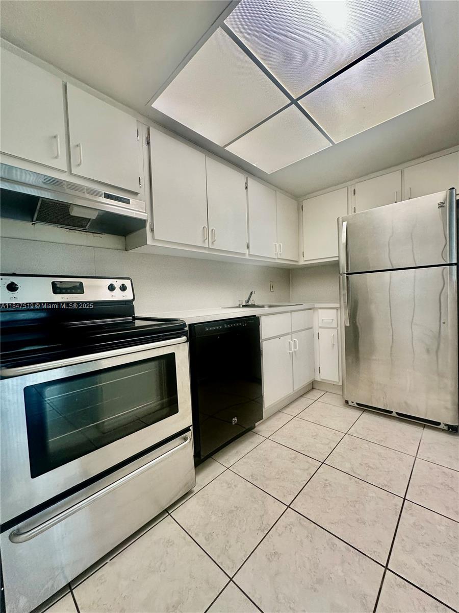 Property photo # 4