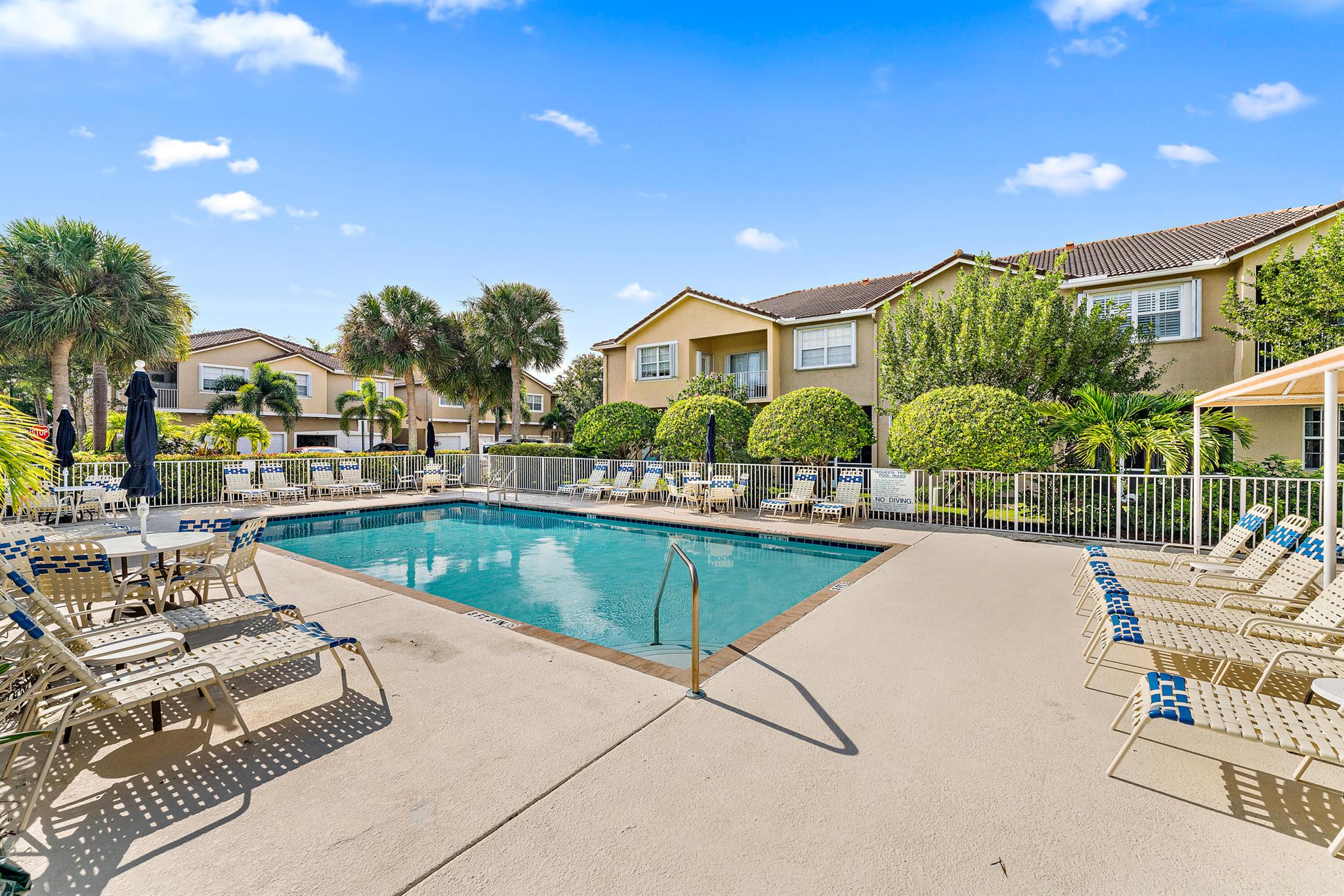 Showcase Image of listing 106 Lighthouse Circle G