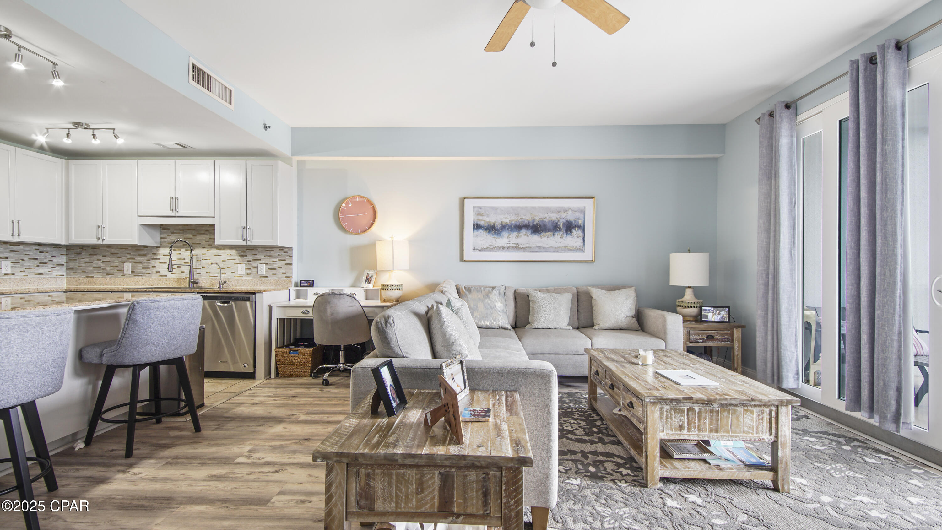 Image 3 For 9902 Thomas 837 Drive 837