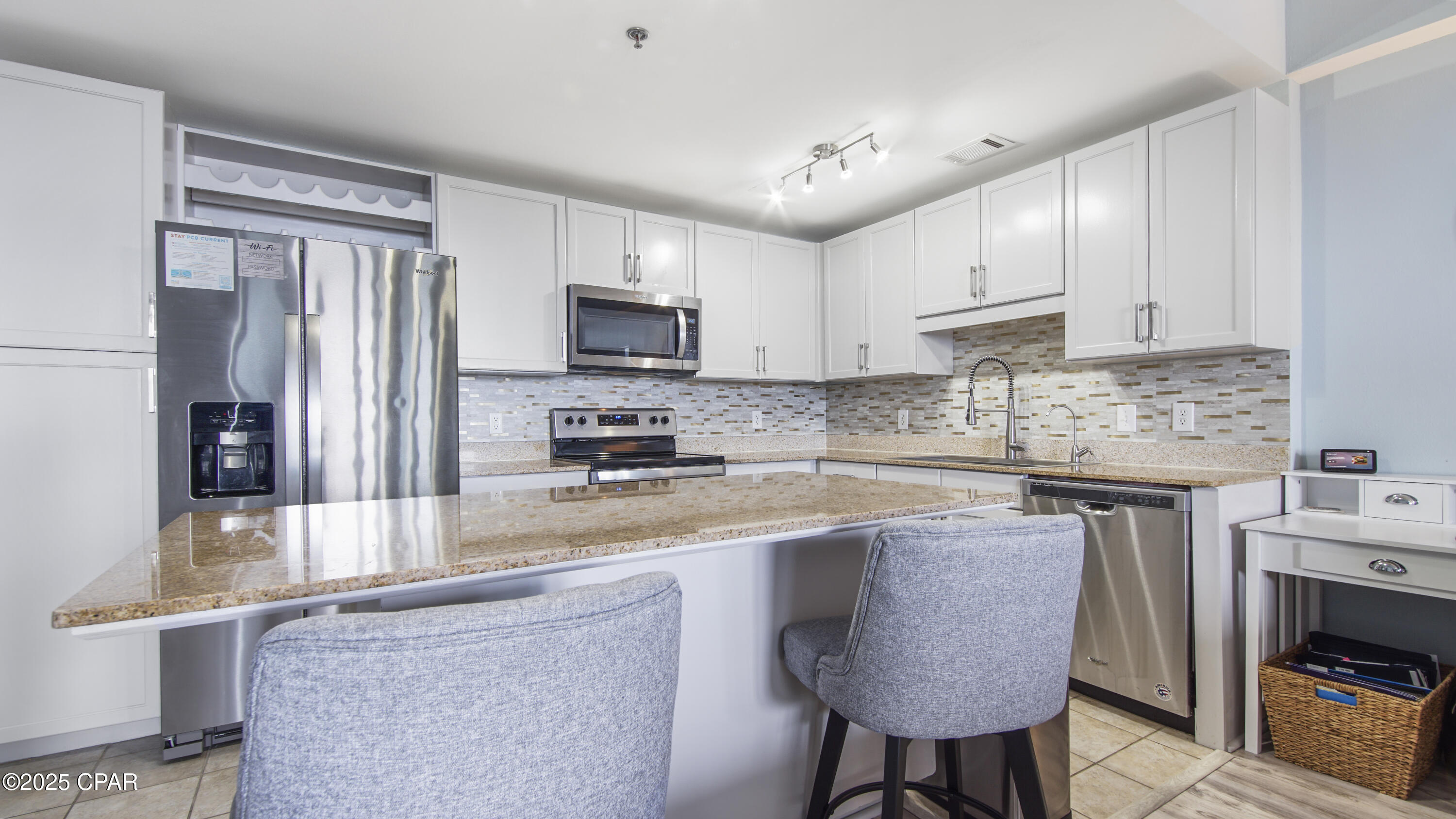 Image 6 For 9902 Thomas 837 Drive 837