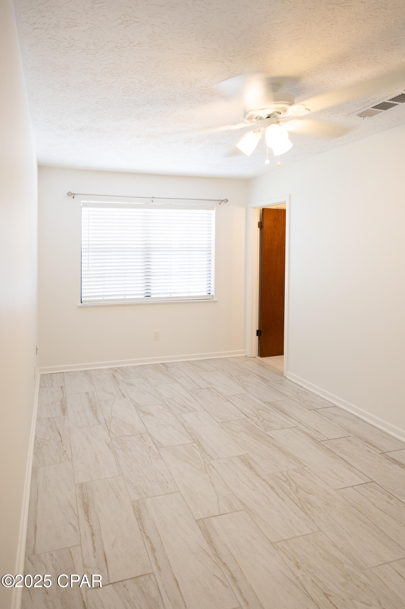 Image 10 For 135 Heather Drive