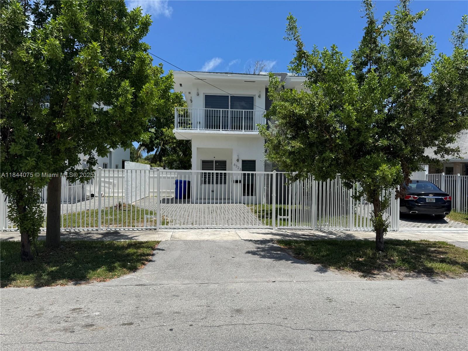 Property photo # 0