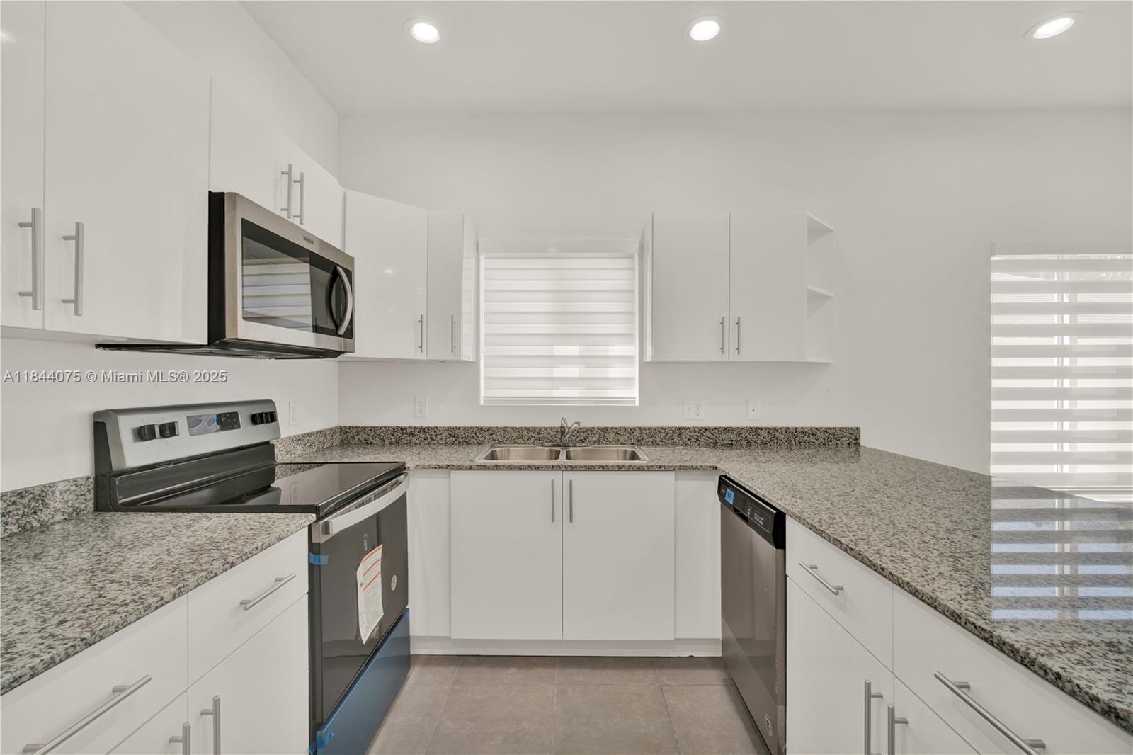 Property photo # 7