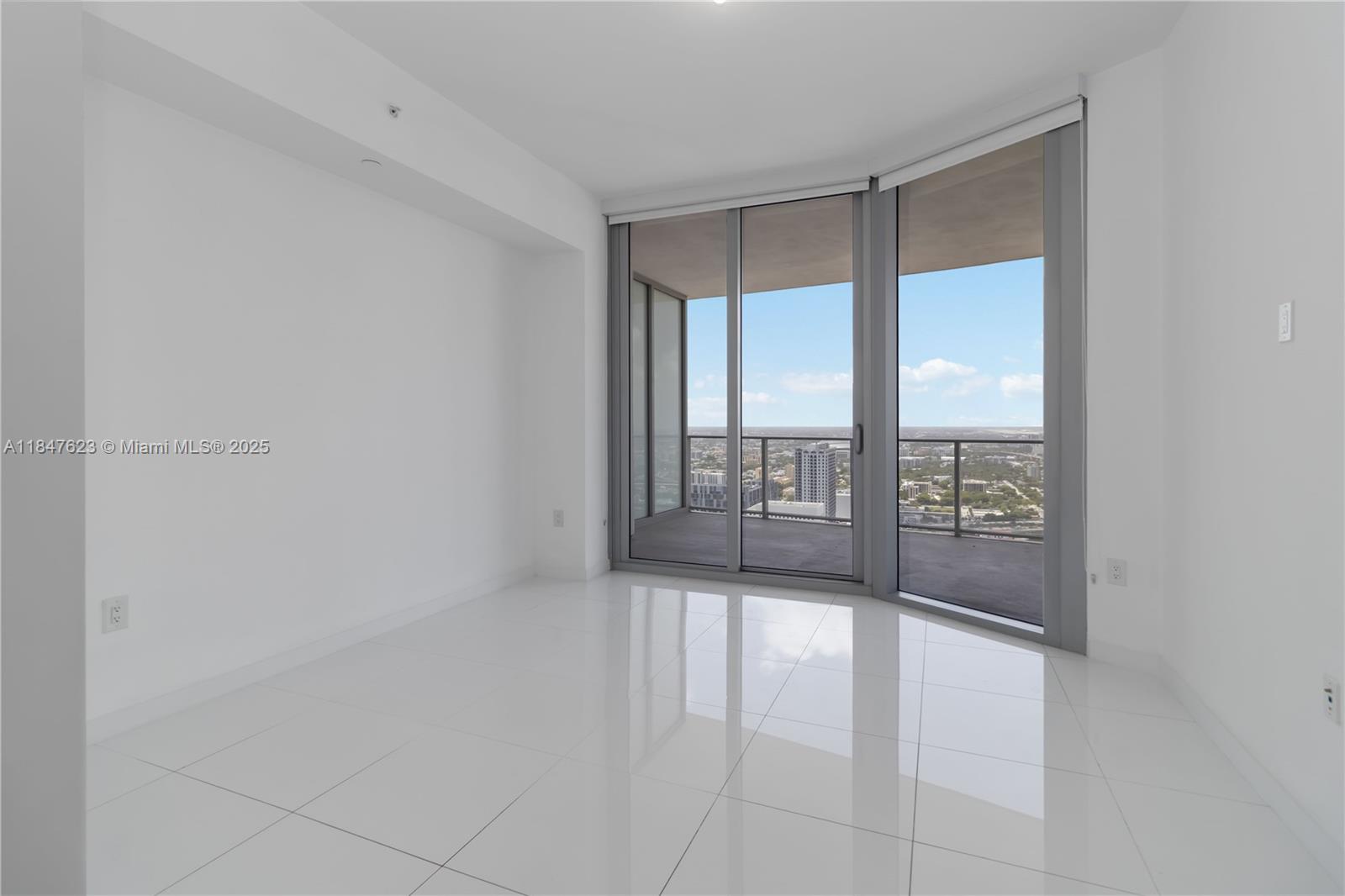 851 NE 1st Ave #4104, Miami FL 33132
