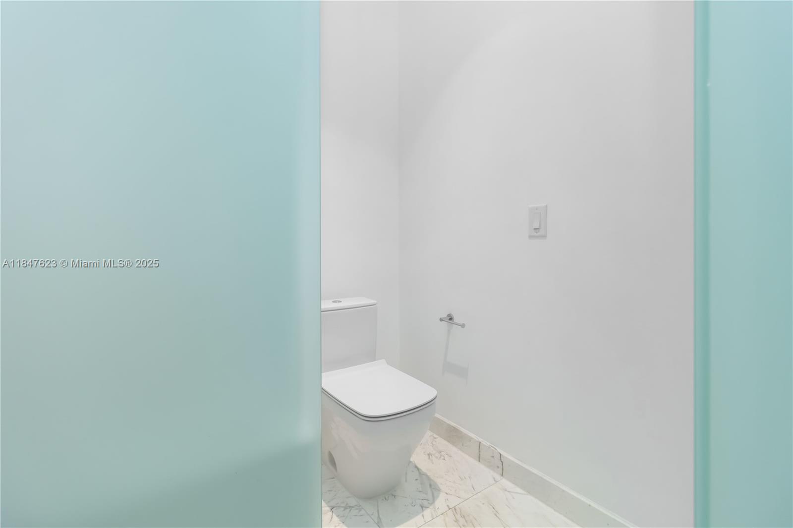 851 NE 1st Ave #4104, Miami FL 33132