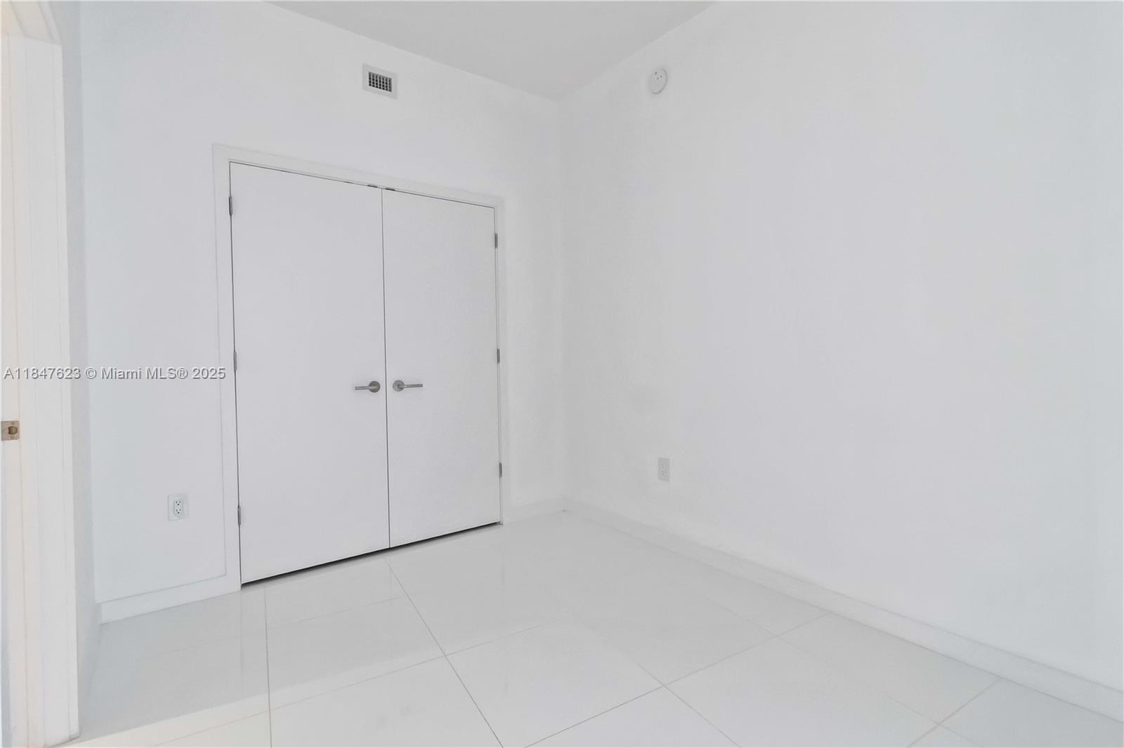 851 NE 1st Ave #4104, Miami FL 33132