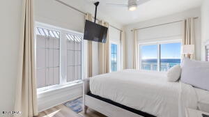 Listing photo id 31 for 13651 Front Beach Road
