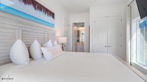 Listing photo id 34 for 13651 Front Beach Road