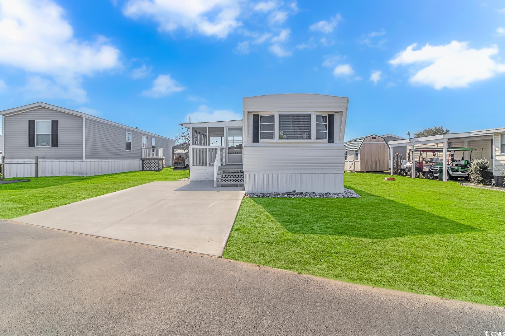 1519 Gardenia Ave. North Myrtle Beach, SC 29582