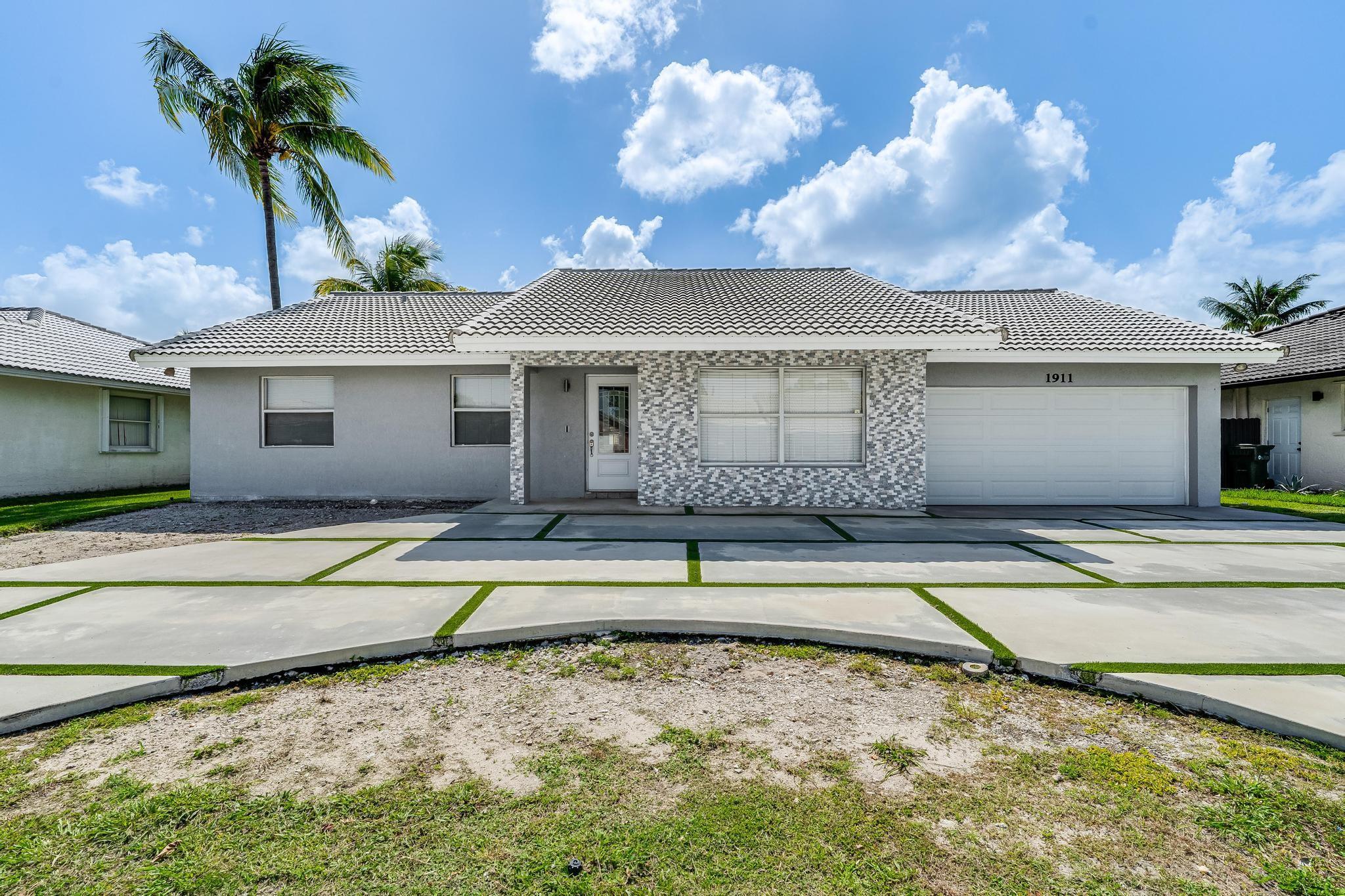 1911 80th Ave, Margate, Florida 33063