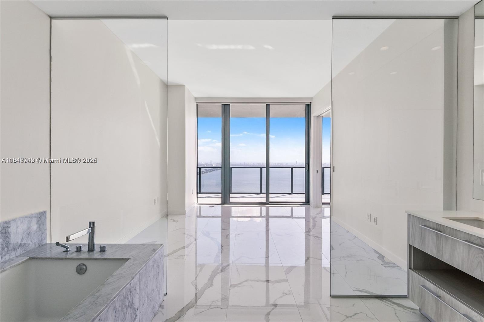 480 NE 31st St #4003, Miami FL 33137