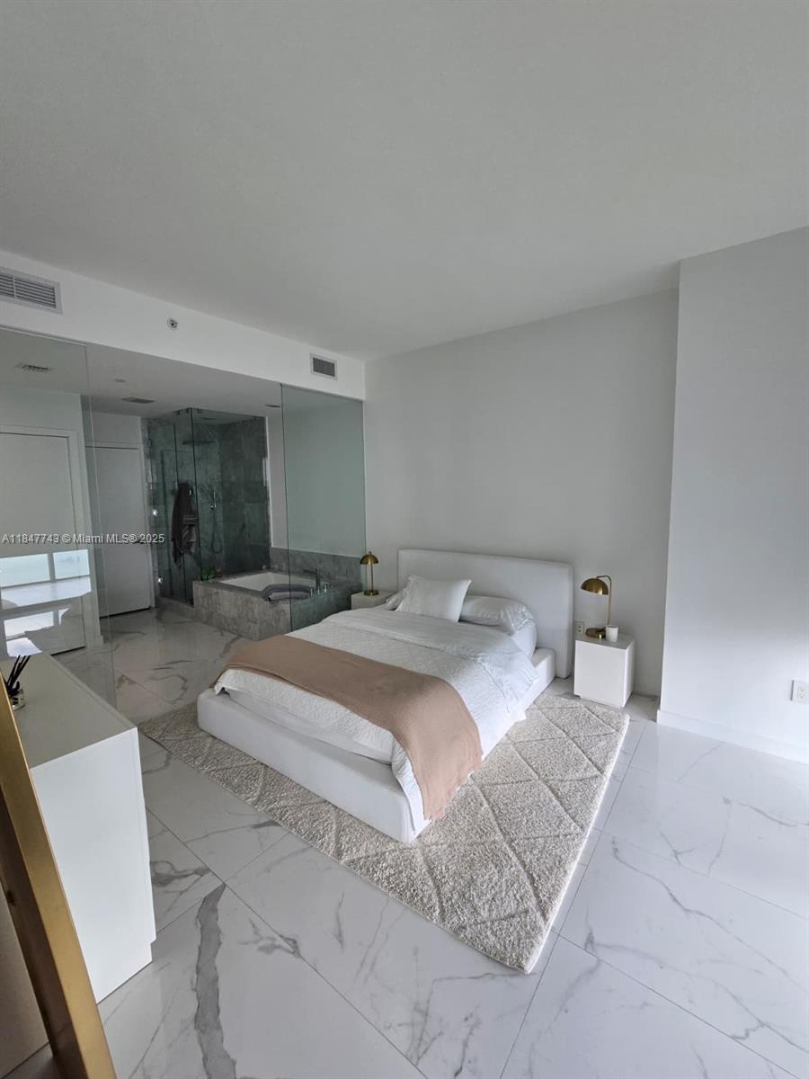 480 NE 31st St #4003, Miami FL 33137