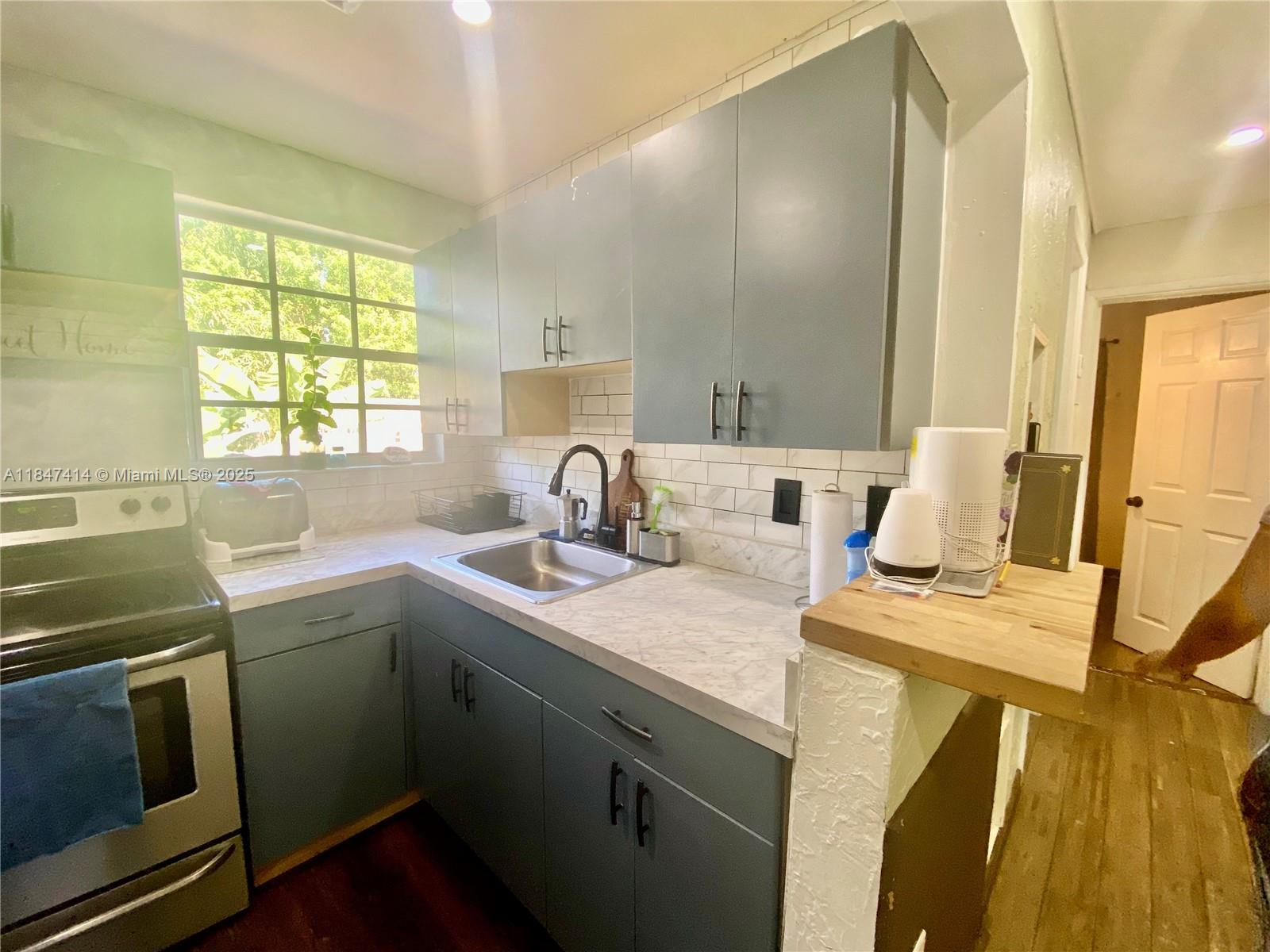 Property photo # 8