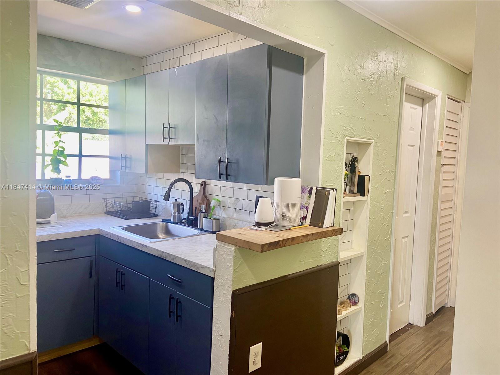 Property photo # 9