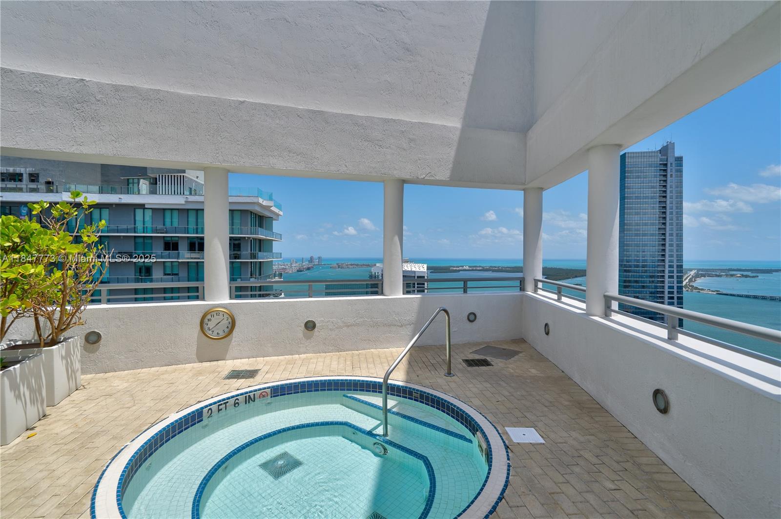 60 SW 13th St #4616, Miami FL 33130