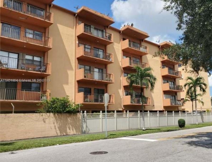 Property photo # 4