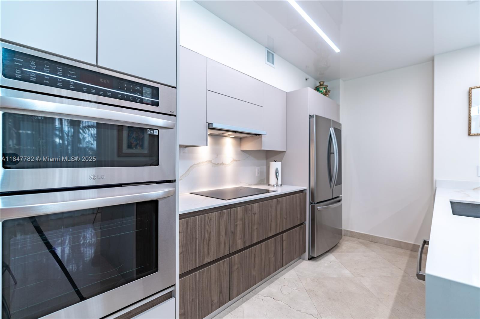 Property photo # 0