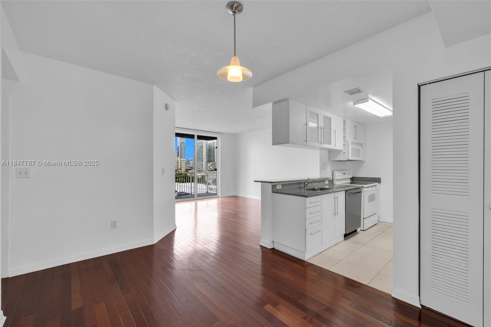 Property photo # 7